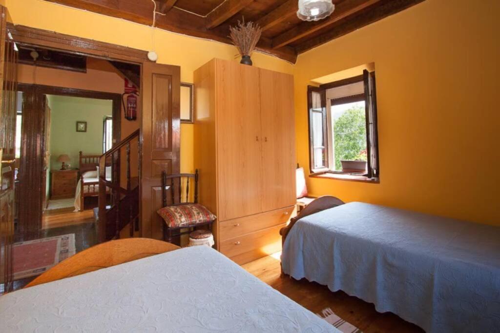 Casa del Cuetu. Traditional village house in Asturias Mere Exterior foto